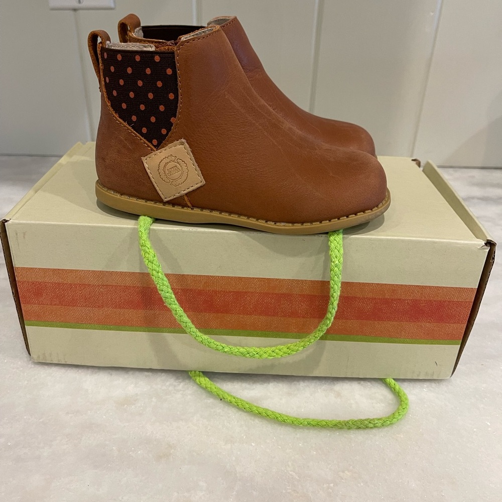 Livie and Luca boots size 9